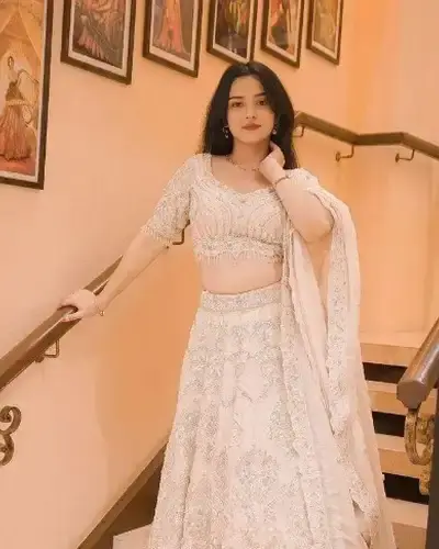 Escort Sangamwadi
